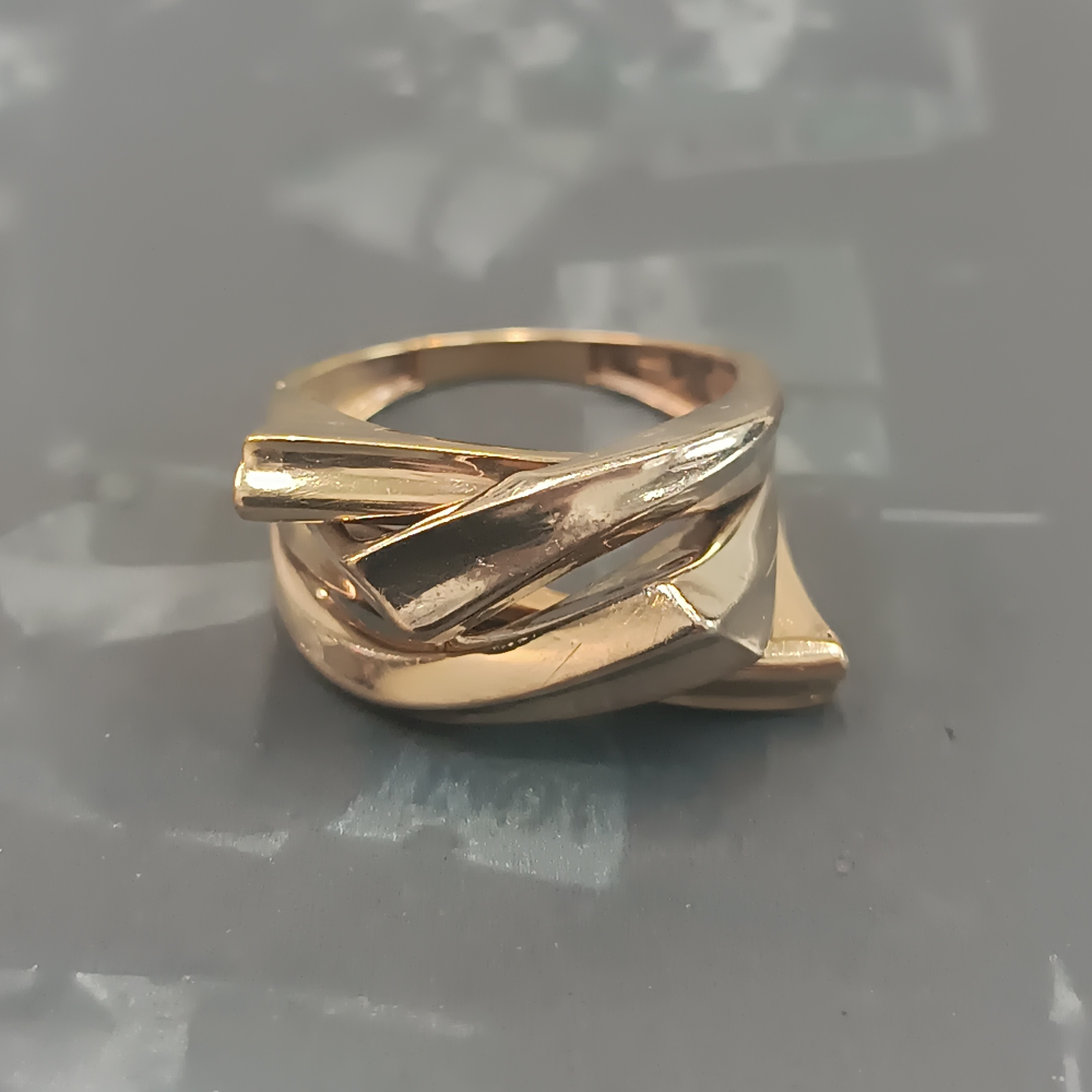 انگشتر نایس