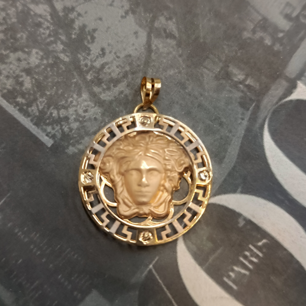 پلاک ورساچه