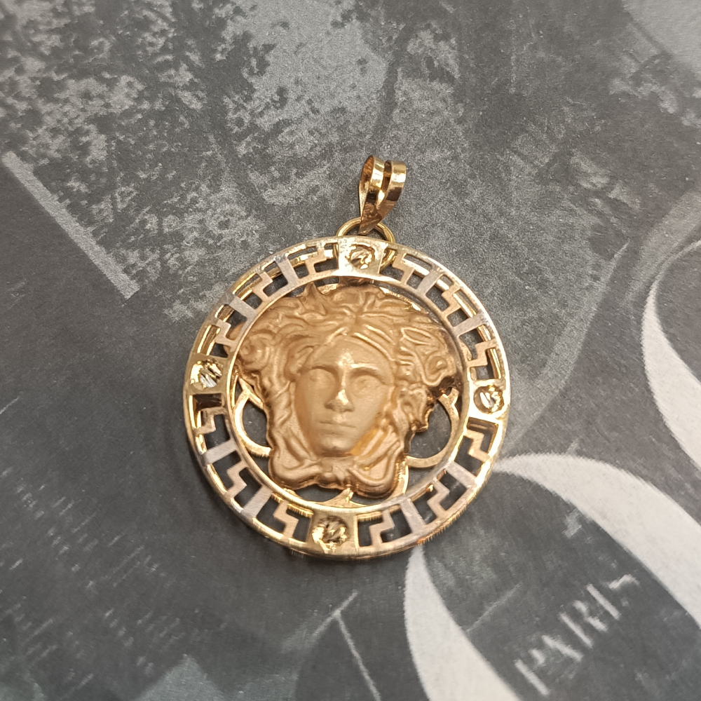 پلاک ورساچه