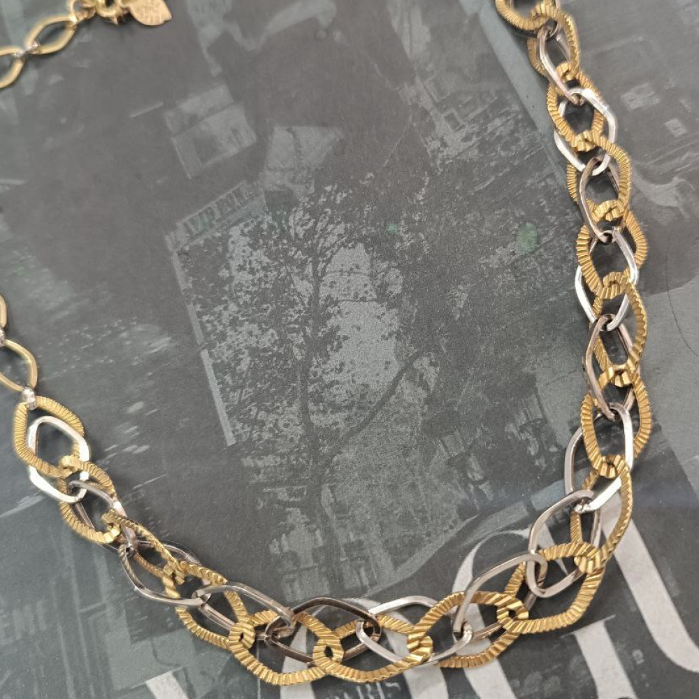 زنجیر اسپادانا