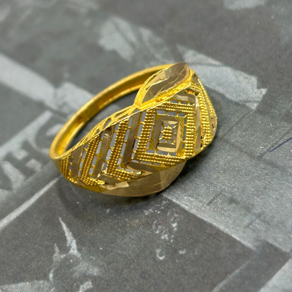 انگشتر ایوا